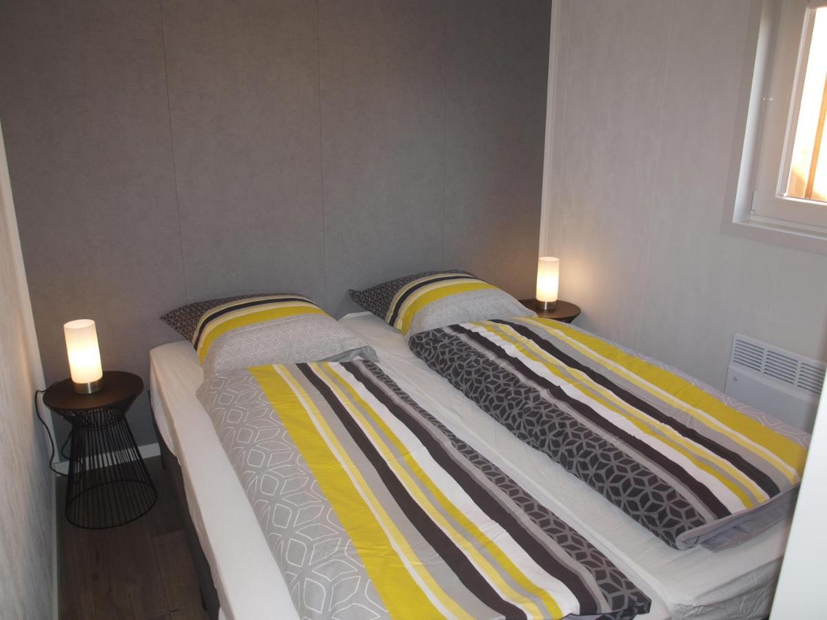 Vakantiechalet Huisje Onder De Toren 오스트카펠 외부 사진